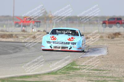media/Oct-25-2025-CalClub SCCA (Sat) [[34c778dfbe]]/Group 3/Qualifying/